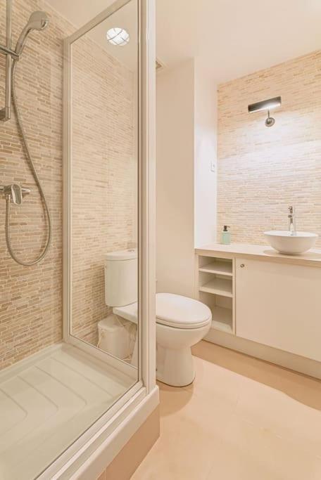 Renovated Design Apartment In Montparnasse ปารีส ภายนอก รูปภาพ