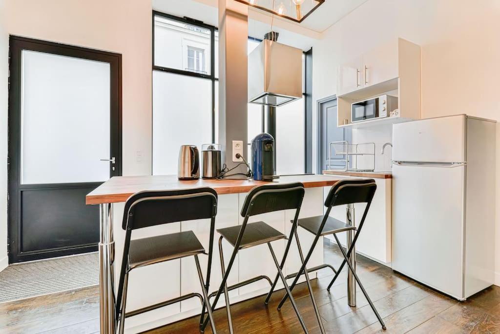 Renovated Design Apartment In Montparnasse ปารีส ภายนอก รูปภาพ